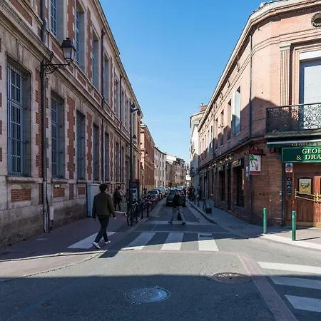 Universite Capitole Balcon Hyper Centre